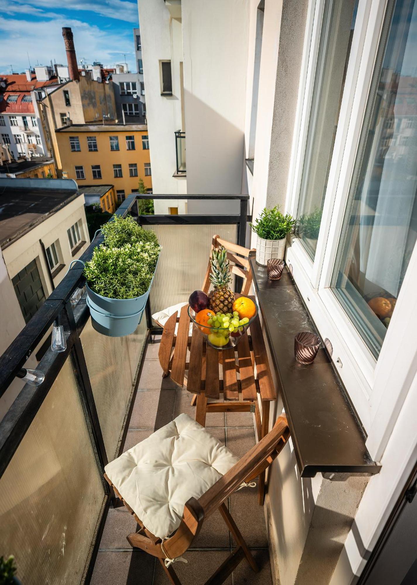2br 1,5bath Chic Near Wenceslas Square Apartment